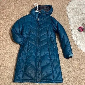 Golite ladies long down jacket coat medium